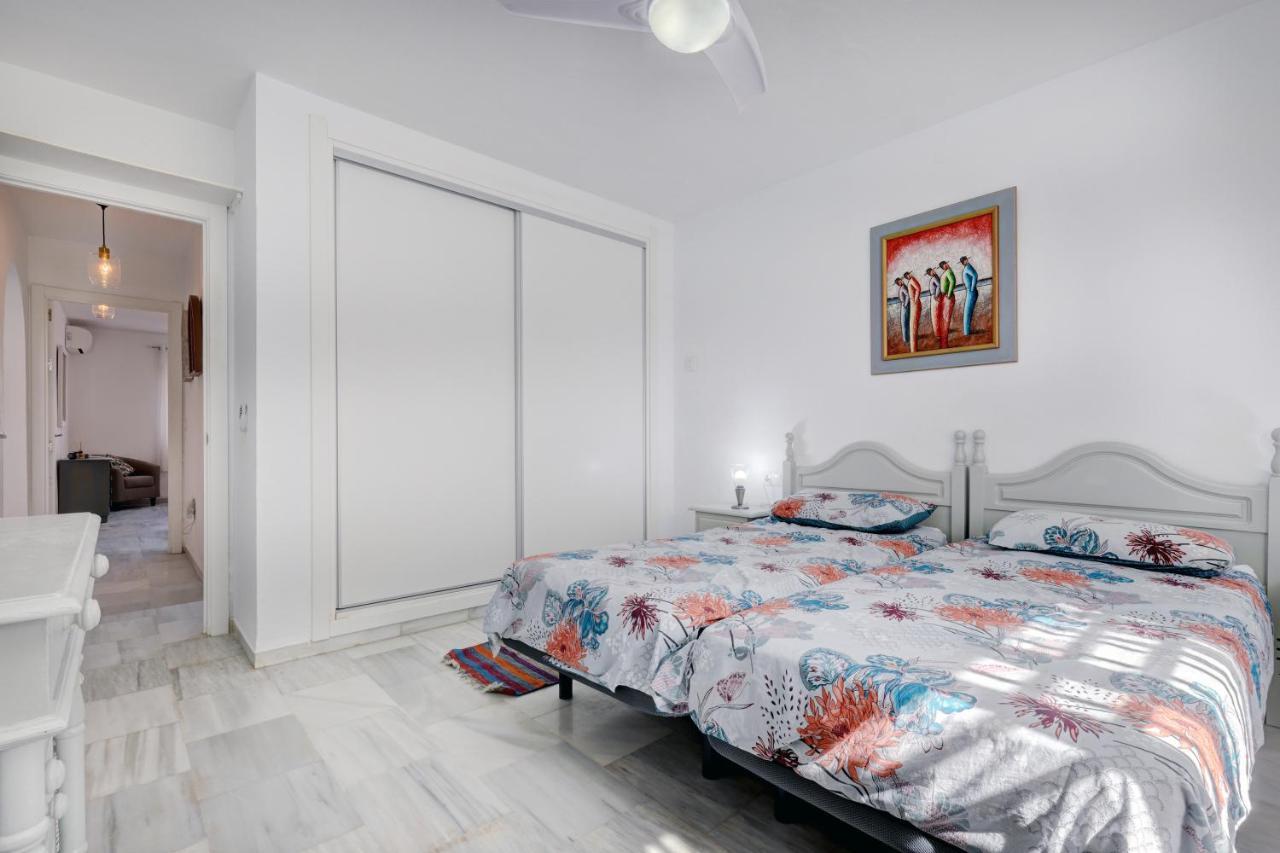 Los Flamencos Manilva Apartment Exterior photo